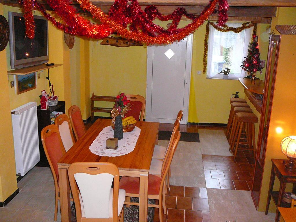 Ferienwohnung Private Svetluska Pobezovice Exterior foto